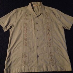 the Havanera Co - Guayabera Men's Size Large